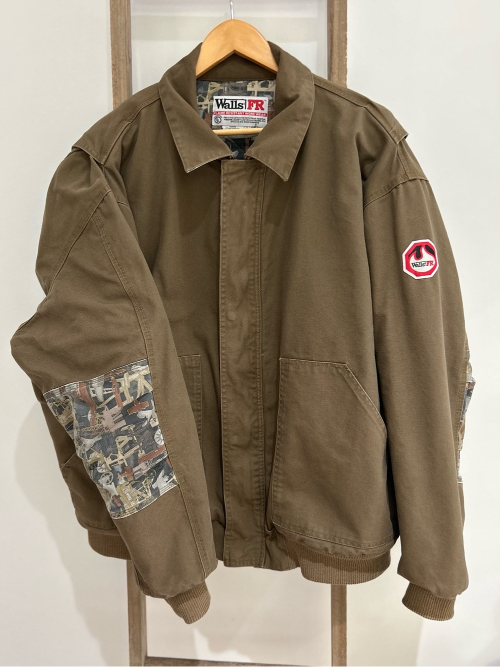 Walls FR Workwear Insulated Bomber Jacket Oilfield Camo Brown Men 2X Rugged